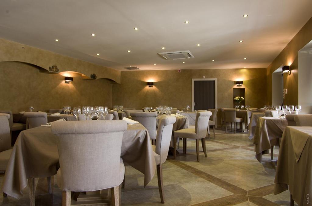 Charme & Business Hotel Lyon Limonest Εξωτερικό φωτογραφία