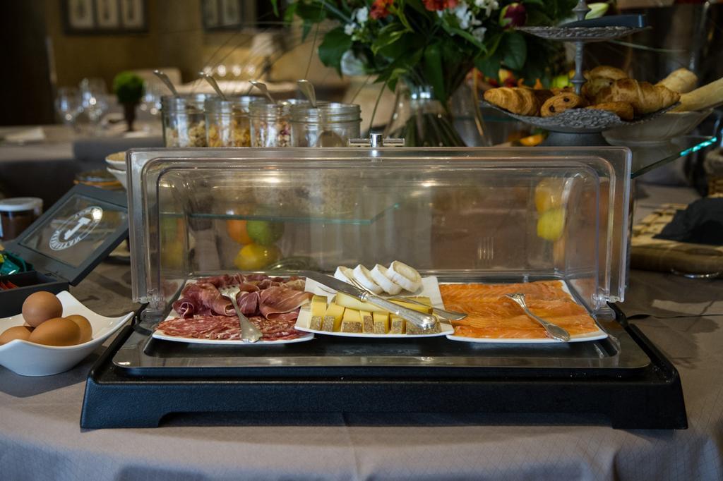 Charme & Business Hotel Lyon Limonest Εξωτερικό φωτογραφία
